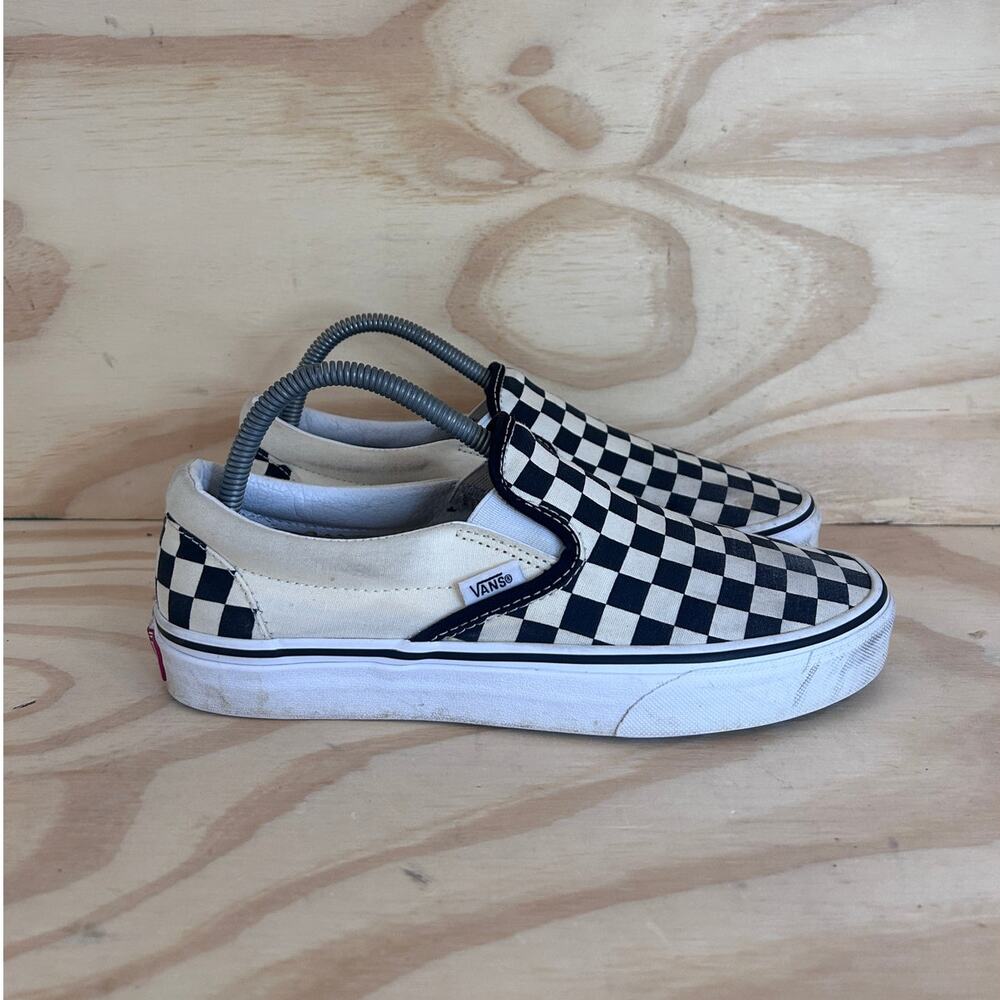 Vans Off The Wall Classic Slip-On Checkerboard Sneakers White/Black Women's -9.5